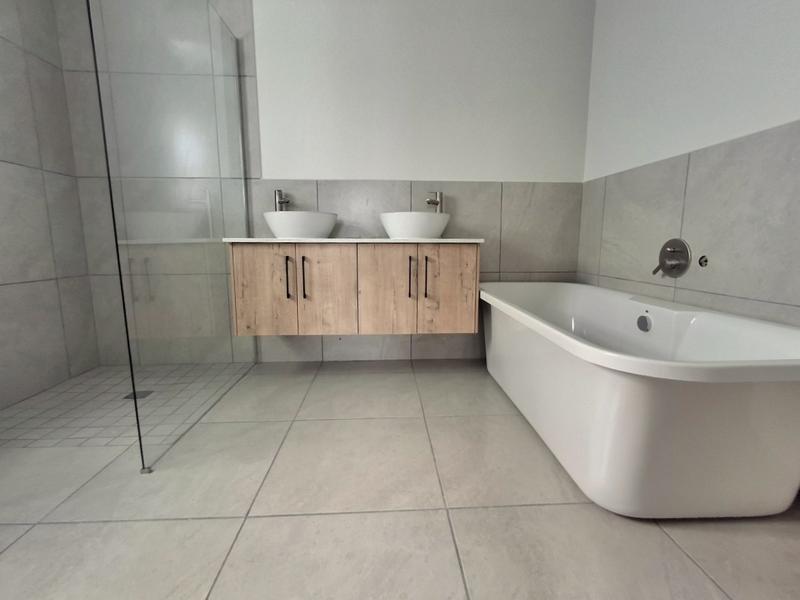 3 Bedroom Property for Sale in Shelley Point Western Cape